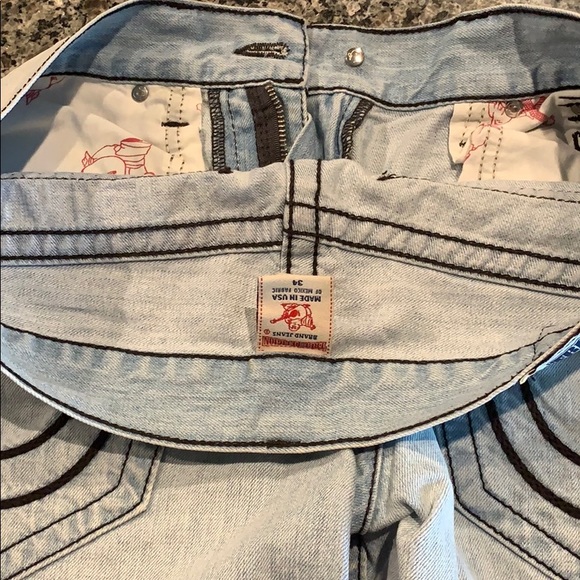True Religion Jeans - Picture 2 of 3